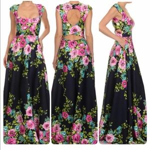 GORGEOUS Floral Maxi Dress
